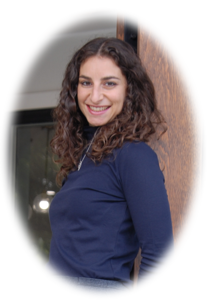 Esther-About-Page-Profile-Picture Esther Biel